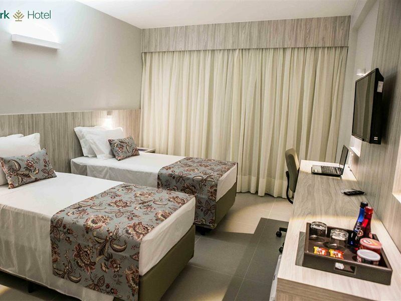 Hotel Alphapark 4*